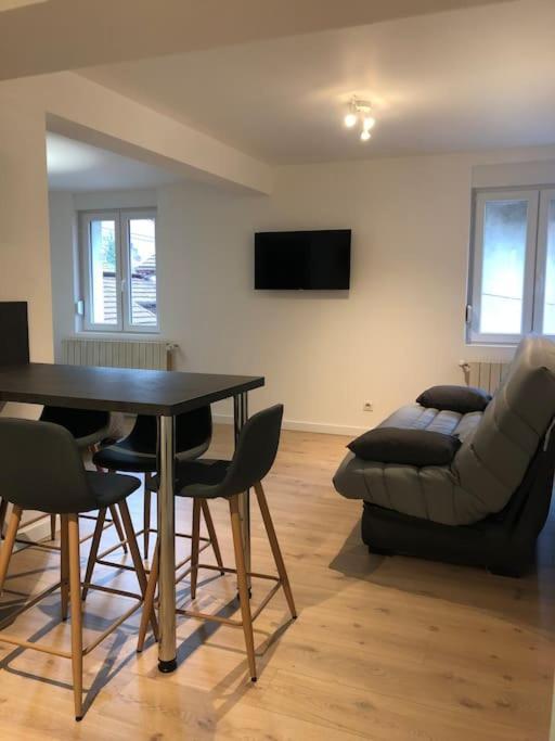 Appartement Moderne & Lumineux 40M2 Centre Luxeuil Exterior foto